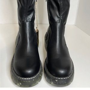 NWOB Cool Planet /Steve Madden Rosaliaa Women Faux Leather Knee-High boots 7.5